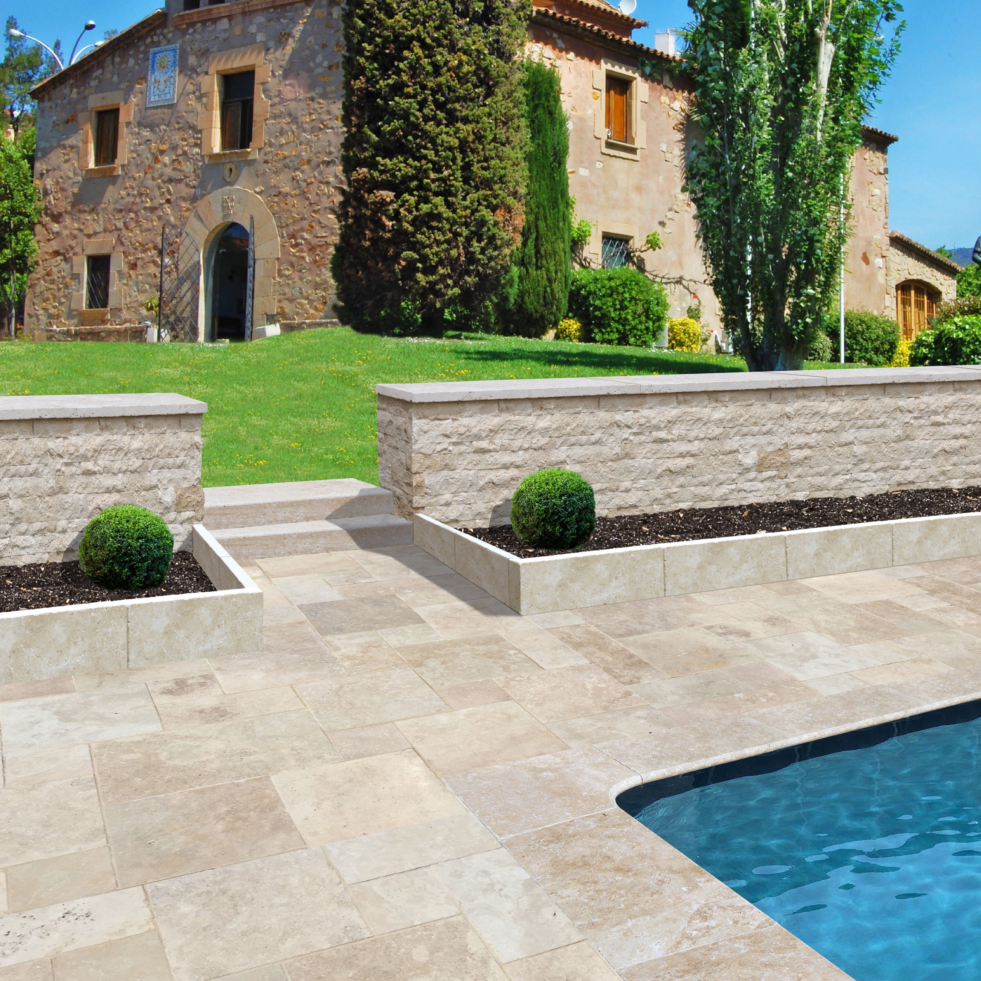 Bordure travertin beige vieilli 50X20X8